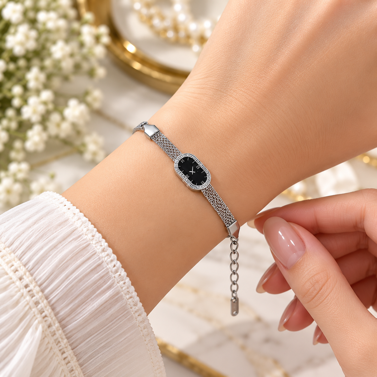 STAINLESS STEEL ELEGANT OVAL DIAL BRACELET WATCH